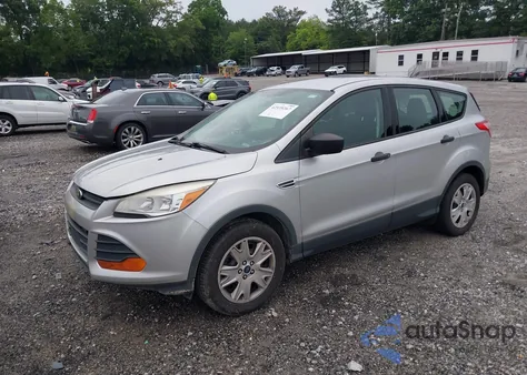 2015 Ford Escape S z USA, uszkodzony, nr VIN 1FMCU0F71FUA36525